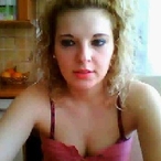 Profil de Ouasila, 23 ans, Celibataire du web à Someo (Tessin)
